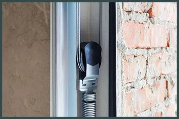 Two Guys Garage Door Service Jackson, WI 262-290-3404 - serv-cont-spr-gr-43m