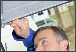 Two Guys Garage Door Service Jackson, WI 262-290-3404 - sid-ser-inst-gr-43m